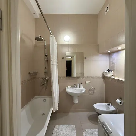 Family Apartment *
